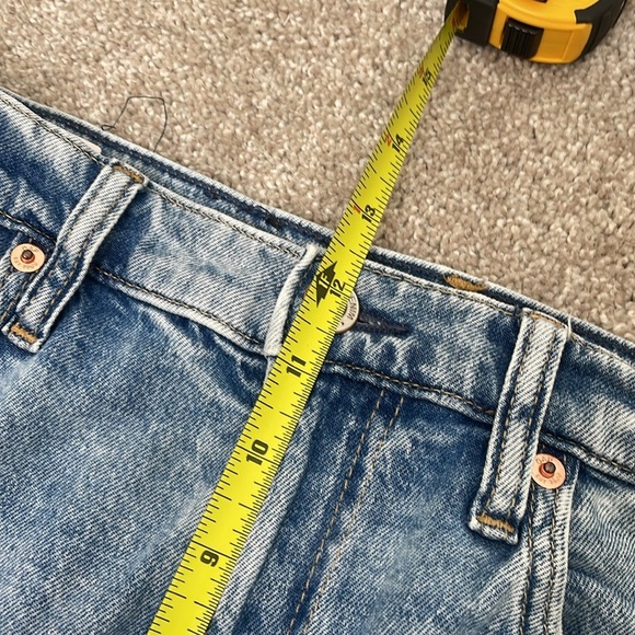 Gap 90s Loose High-Rise Distressed Jeans - Picture 10 of 11